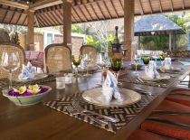 Villa Des Indes II, Dining Table
